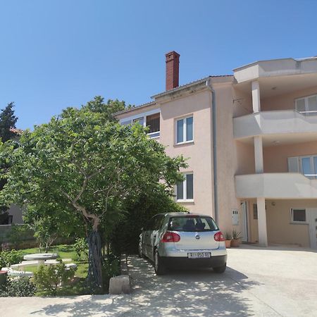 Apartments Dijana Krk Town Exteriér fotografie